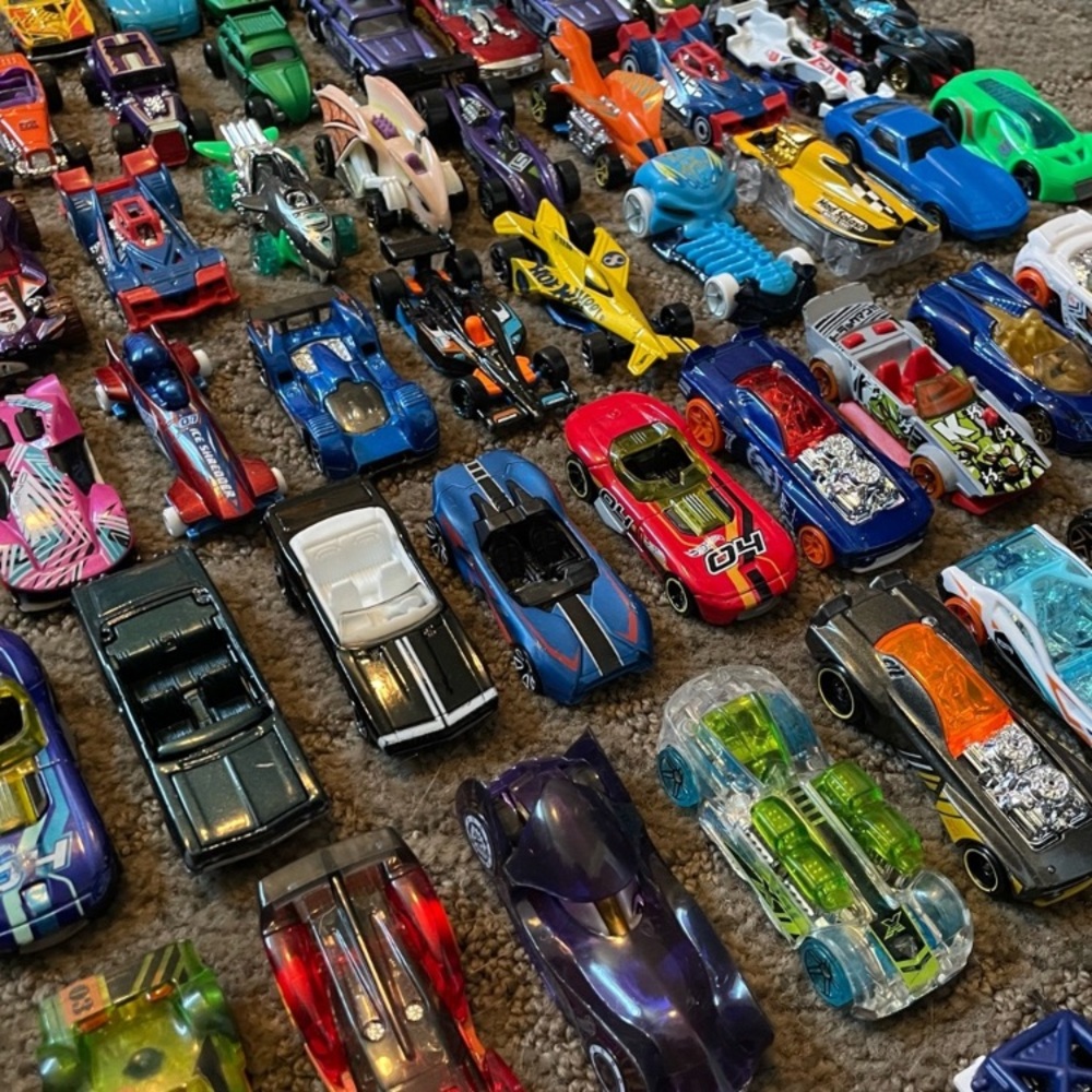 Bundle of 20 Hot Wheels Car for, $15.00
Pre Owned ( Mattel) - Picture 3 of 16